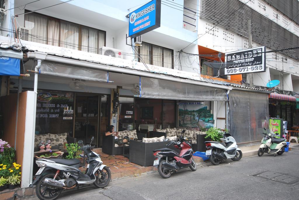 Kingfisher House & Bar Pattaya Buitenkant foto