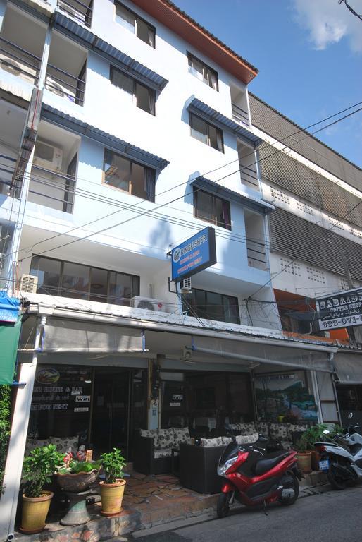 Kingfisher House & Bar Pattaya Buitenkant foto